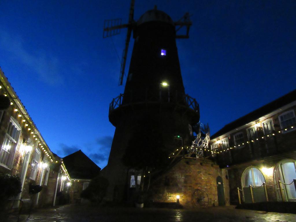 The Windmill Hotell Scarborough Exteriör bild